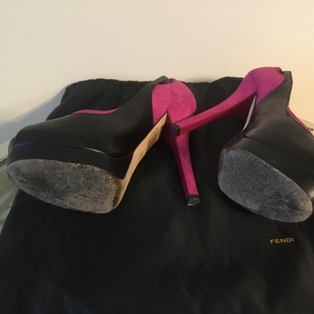 EC FENDI Leather & Suede Peep Toes 8 RARE - Picture 8 of 8
